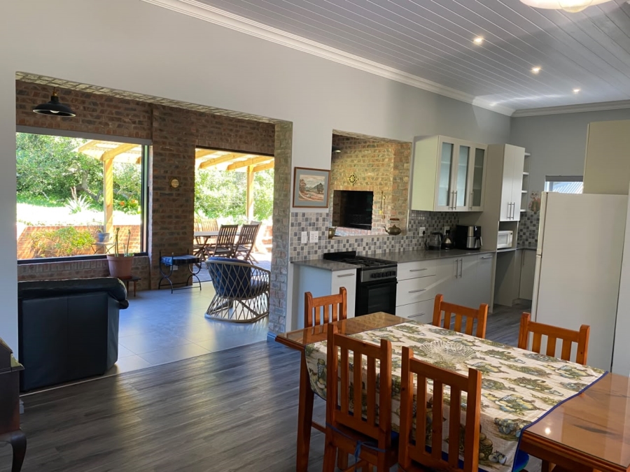 2 Bedroom Property for Sale in Stilbaai Wes Western Cape